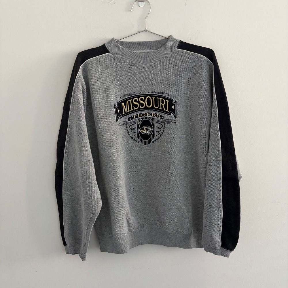 Missouri Tigers Athletic Apparel Gray Pullover Sweatshirt Mens Medium